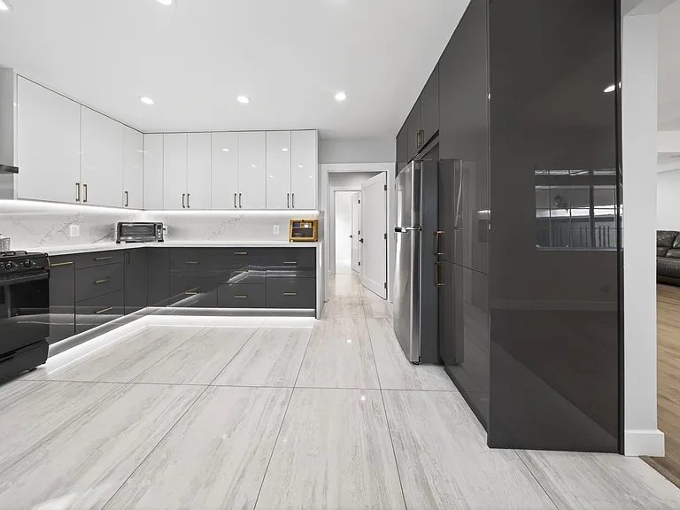 22247 De La Osa St — Photo 12