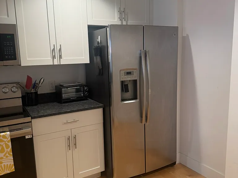 25 High St #206 — Photo 3