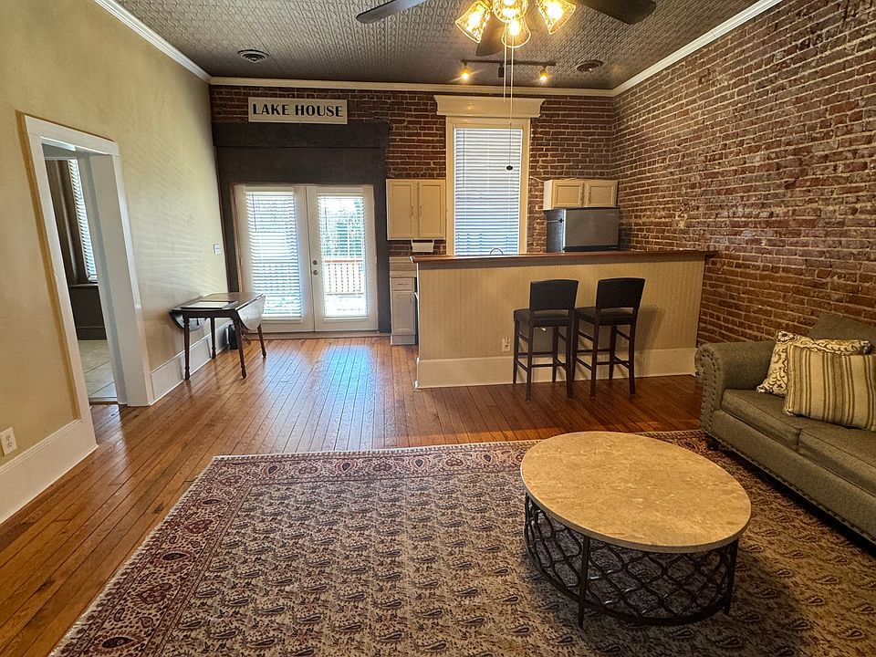 1st image of 305 Virginia Ave #B