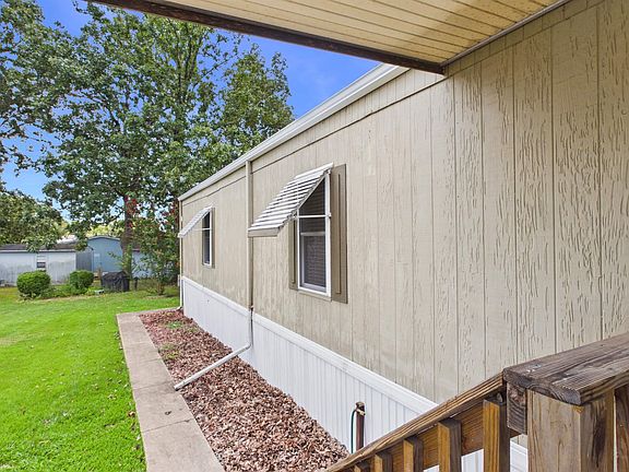 4th image of 41 Benjamin Dr