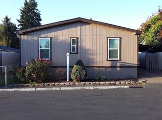 301 E Columbia Dr UNIT 38, Newberg, OR 97132