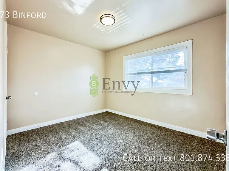 873 Binford St — Photo 10