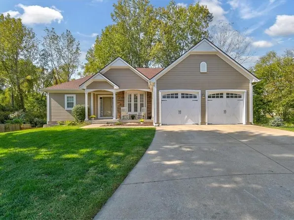 18401 E 10th Terrace Ct N, Independence, MO 64056