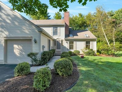 92 Commonwealth Dr, Basking Ridge, NJ, 07920