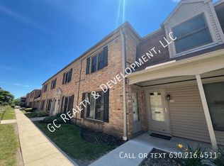 1803 Bristol Walk, Hoffman Estates, IL 60169