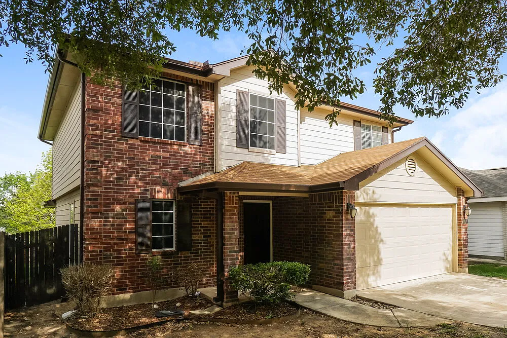 3 bed, 2.5 bath, 1818 sqft, $1,740 — Photo 4