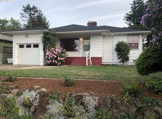 10704 NE Klickitat St, Portland, OR 97220