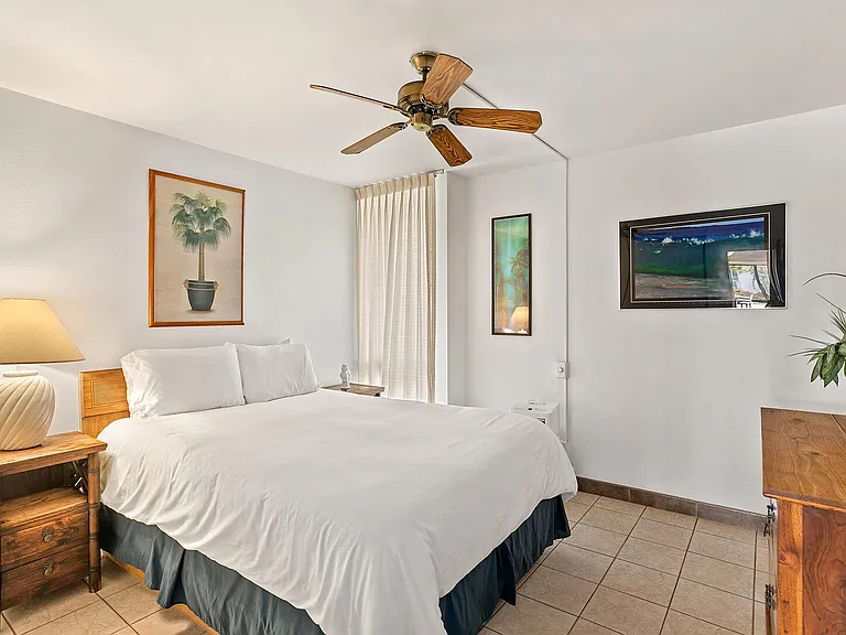 S Kihei Rd — Photo 15