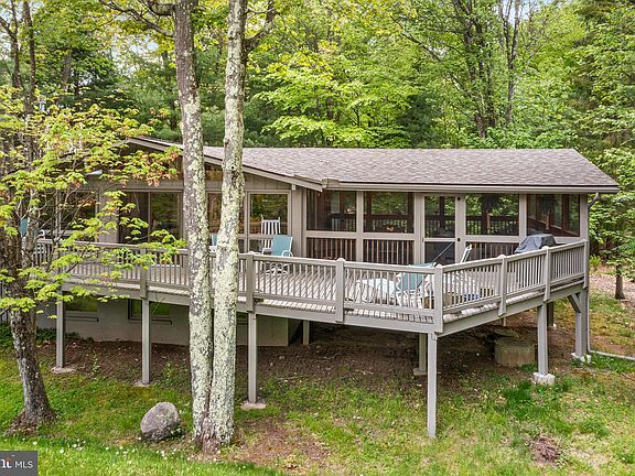 3rd image of 104 Jimmy Pond Ct