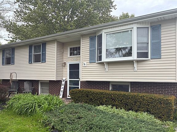 4th image of 3979 Ridgelea Dr
