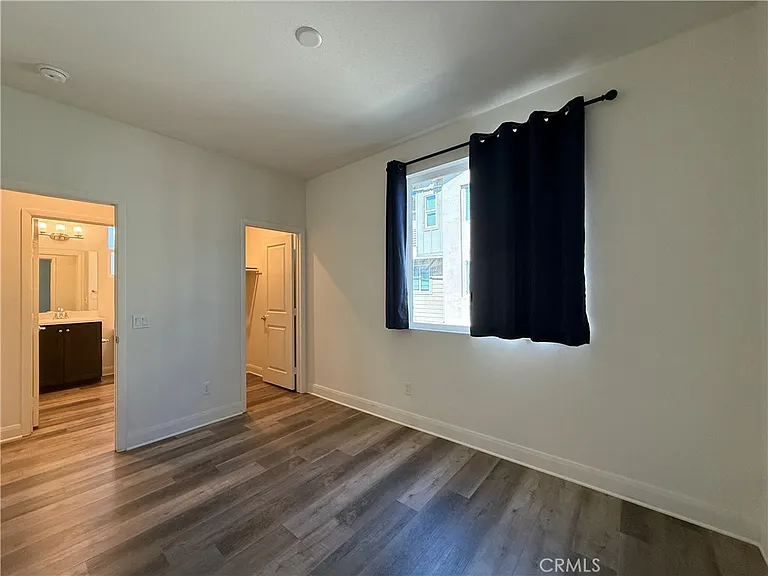 7362 Luminaire Pl — Photo 11
