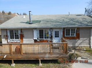 1152 Acorn St, Copperopolis, CA 95228