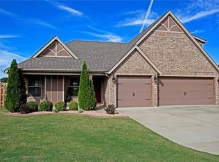4305 SW Slate Ln, Bentonville, AR 72712
