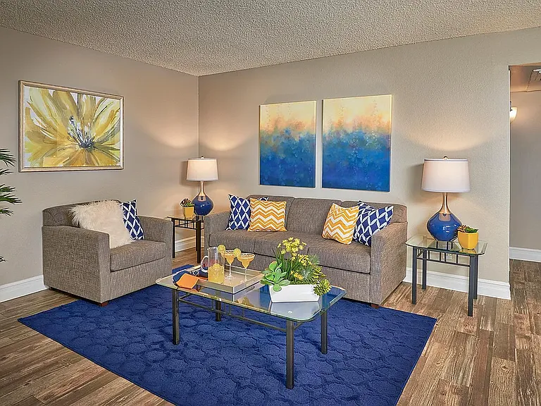 Spacious 1 Bedroom, 1 Bath, 756 Sq Ft