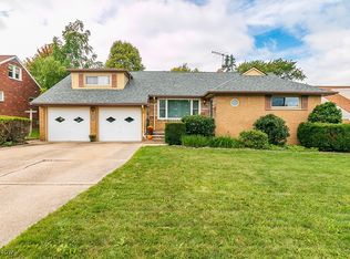 1926 Rush Rd, Wickliffe, OH 44092