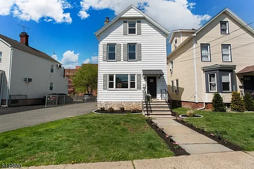 108 Thomas St Photo 1