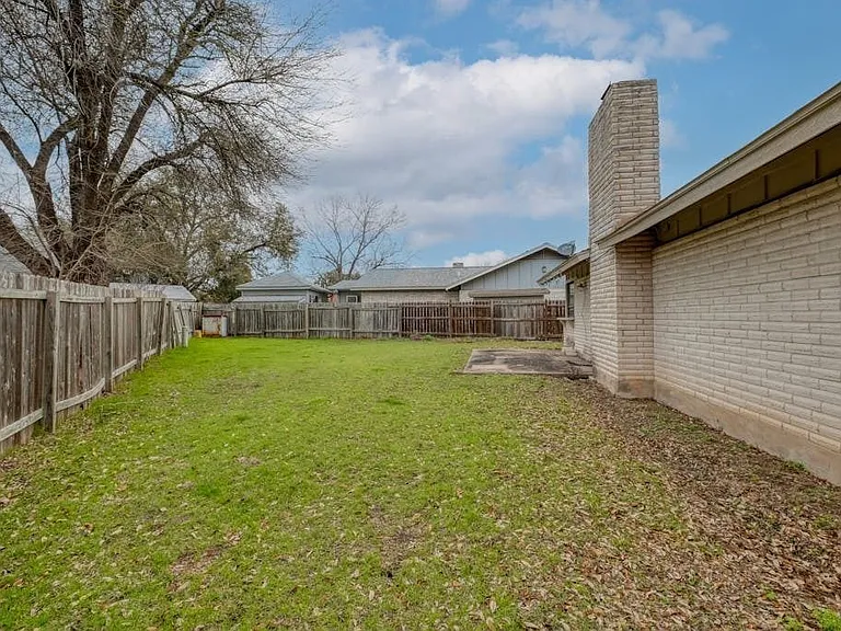 6502 Bridgewater Cv — Photo 30