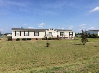 1872 Nahunta Rd, Pikeville, NC 27863