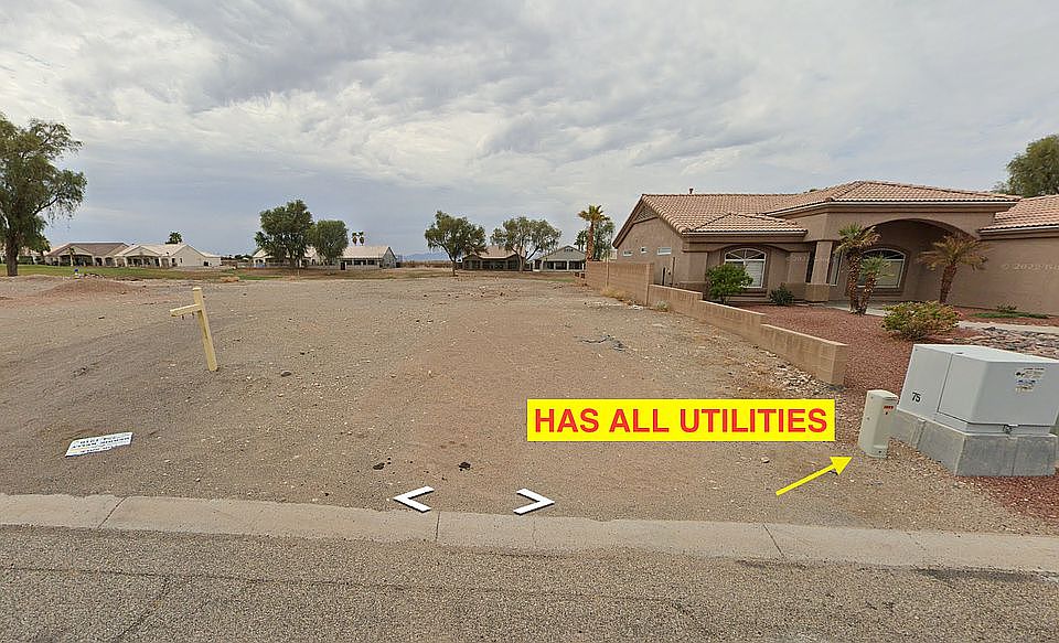 1st image of 1884 E Fairway Dr