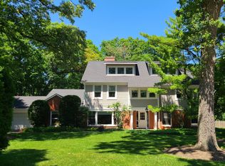 1451 Cloverdale Ave, Highland Park, IL