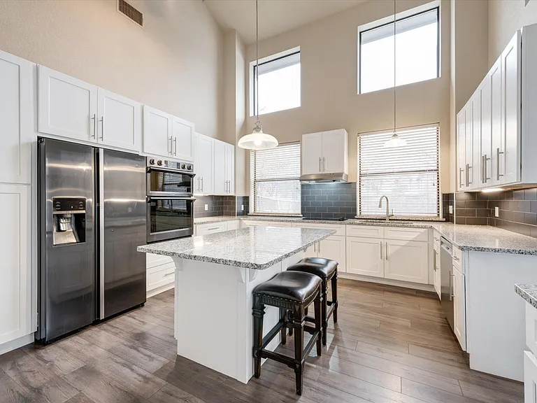 2420 Fawkes Ln — Photo 14