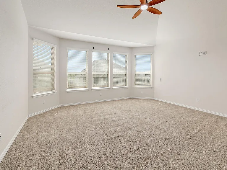 1228 Calendula Trl — Photo 17