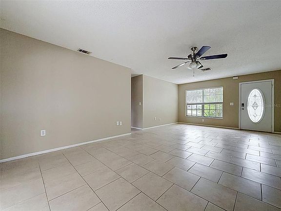 3rd image of 3019 40TH AVENUE W