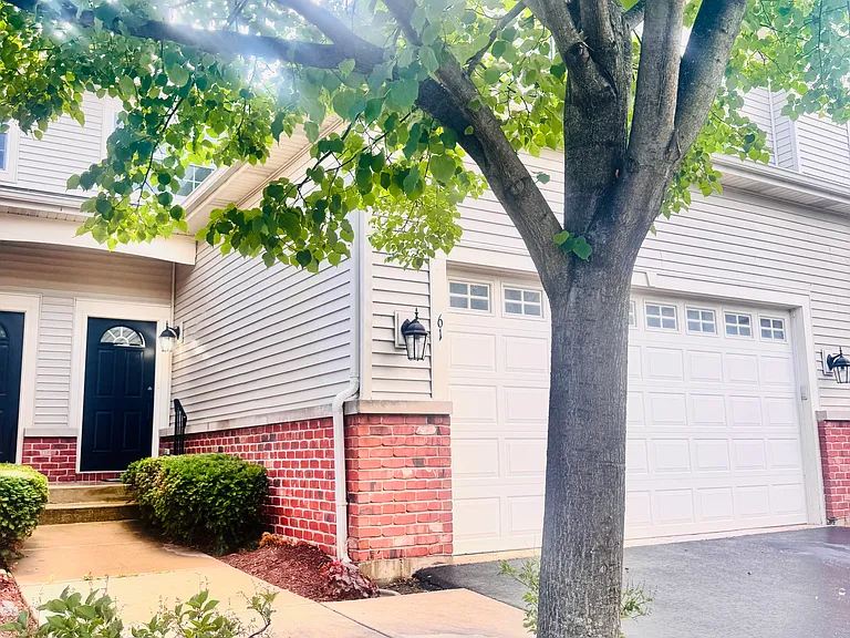 61 Melrose Ct — Photo 41