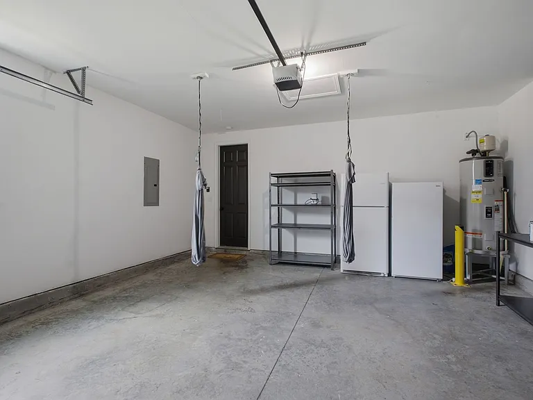 121 Timber Crest Trl — Photo 22