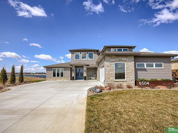 2nd image of 6504 N 289th Cir