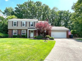 1340 Rose Cir, Pittsburgh, PA 15241