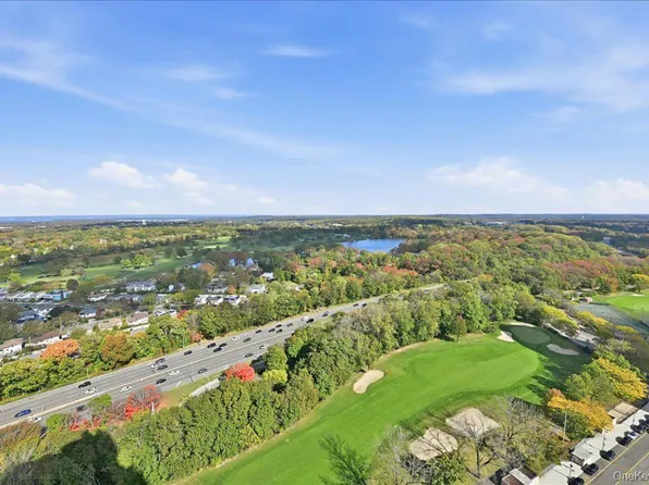 269-10 Grand Central Parkway image 1 of 28