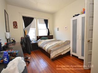 11 Mount Hood Rd APT 5B, Brighton, MA 02135