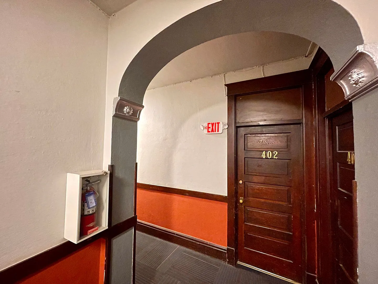106 S Cedar St — Photo 4