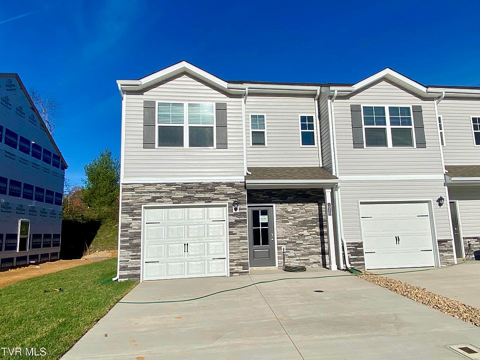 1st image of 1088 Saylors Pl