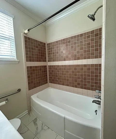 3660 Eloise St — Photo 8
