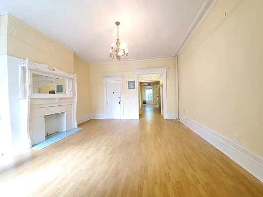 Rented by Esra Realty | media 9