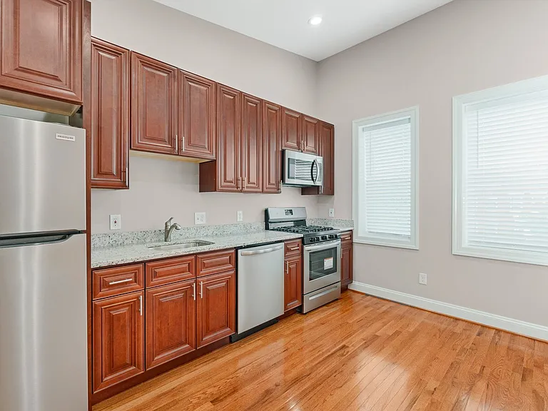 3015 N Calvert St #3 — Photo 12