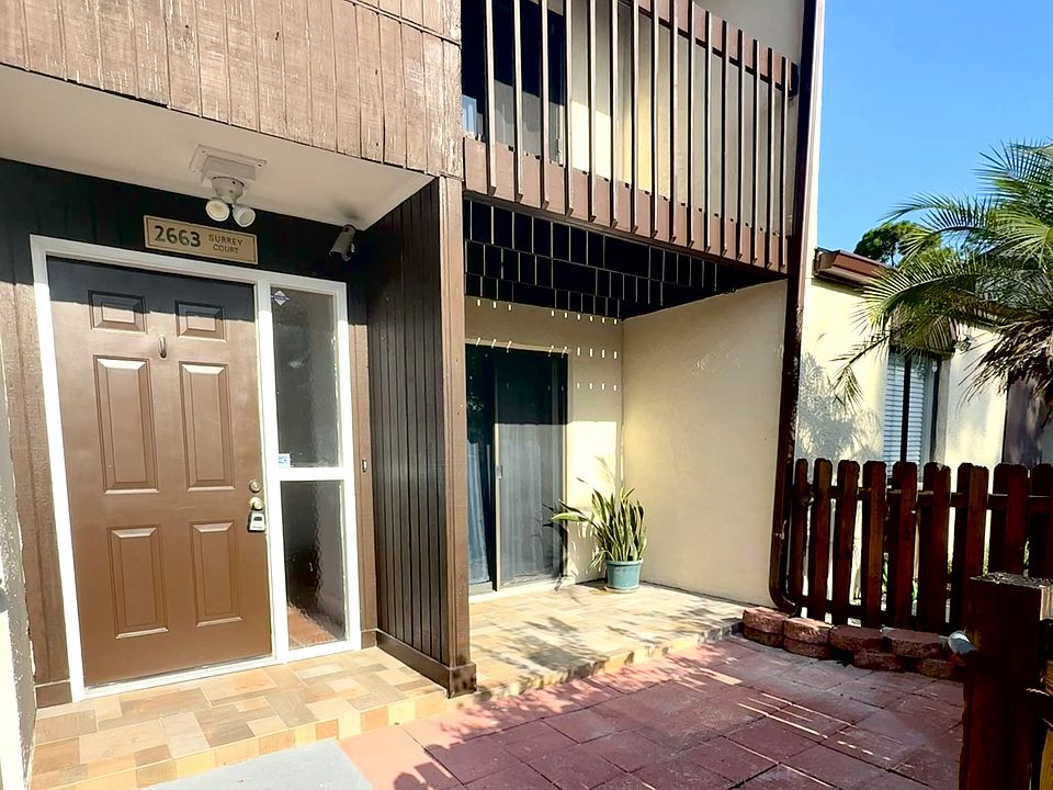 1st image of 2663 Surrey Ct
