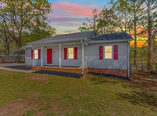 252 River Forest Dr, Boiling Springs, SC 29316