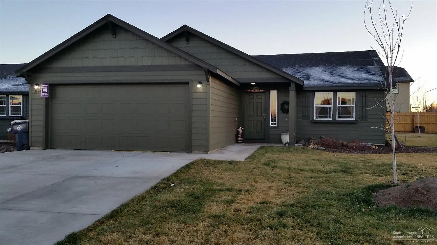 3184 SW Cascade Ave photo 1