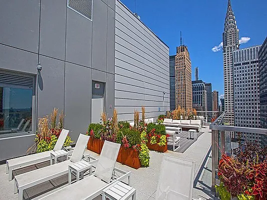 Rented by Sotheby's International Realty | media 21