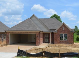 5240 Crossfield Rd, Memphis, TN 38109