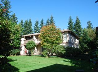 6001 204th St SW #204, Lynnwood, WA 98036