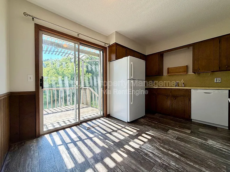 2665 Nolan Ave NW — Photo 5