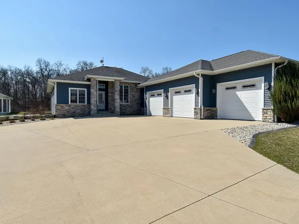 13409 West Travis Trace Road, Evansville, WI 53536