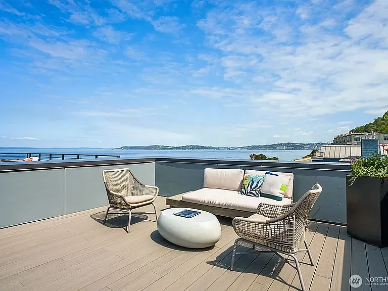 1706B Alki Ave SW — Photo 15