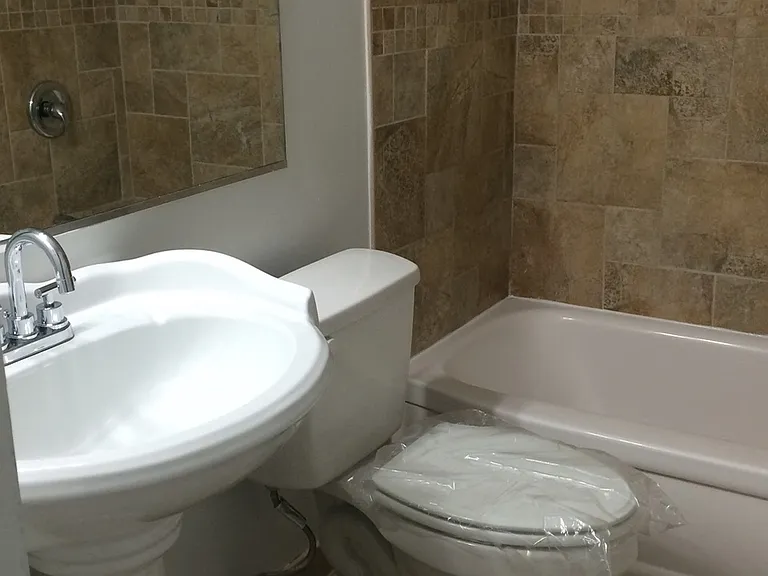 Cedarwood Estates Apartments — Photo 25