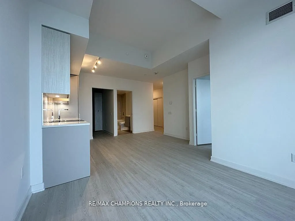 2 bed, $2,699 — Photo 4
