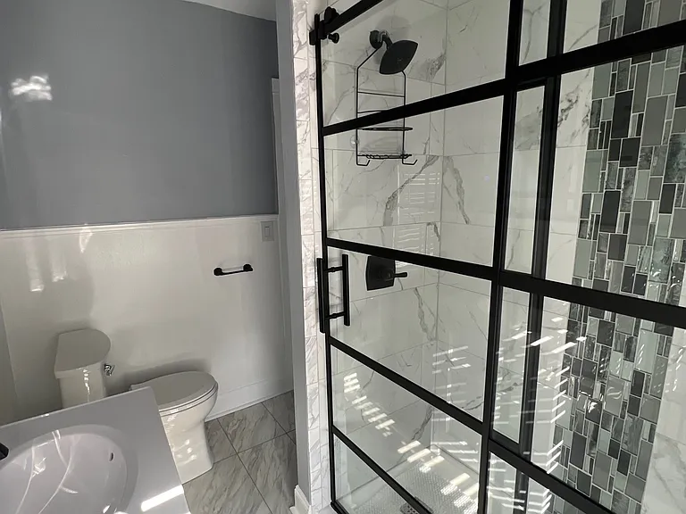 205 Ashworth Pl #1 — Photo 24